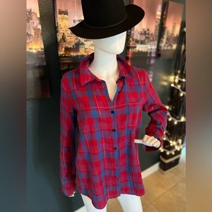 Splendid long sleeve flannel in medium - HAT NOT INCLUDED
